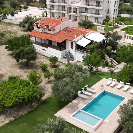 Villa Sunny Countryside - With Private Pool