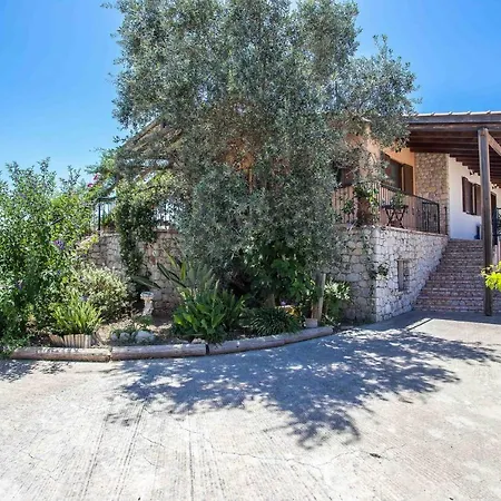 Sunny Countryside - With Private Pool Villa