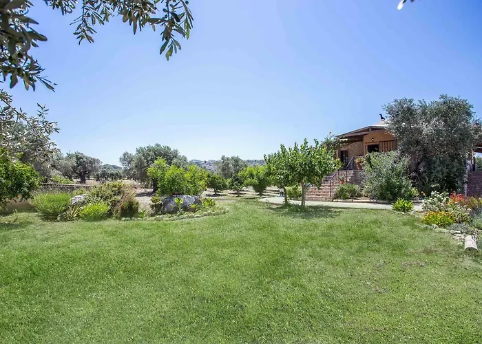 Sunny Countryside - With Private Pool Villa