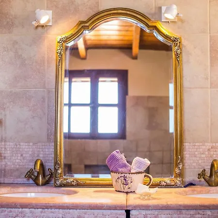 Sunny Countryside - With Private Pool * فاليراكي
